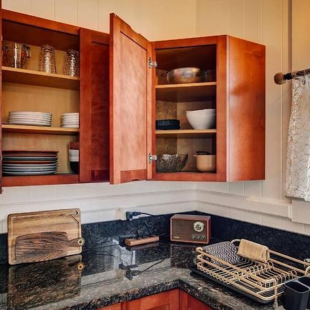 New Paddler'S Inn- 3Br Hilo Downtown Екстериор снимка
